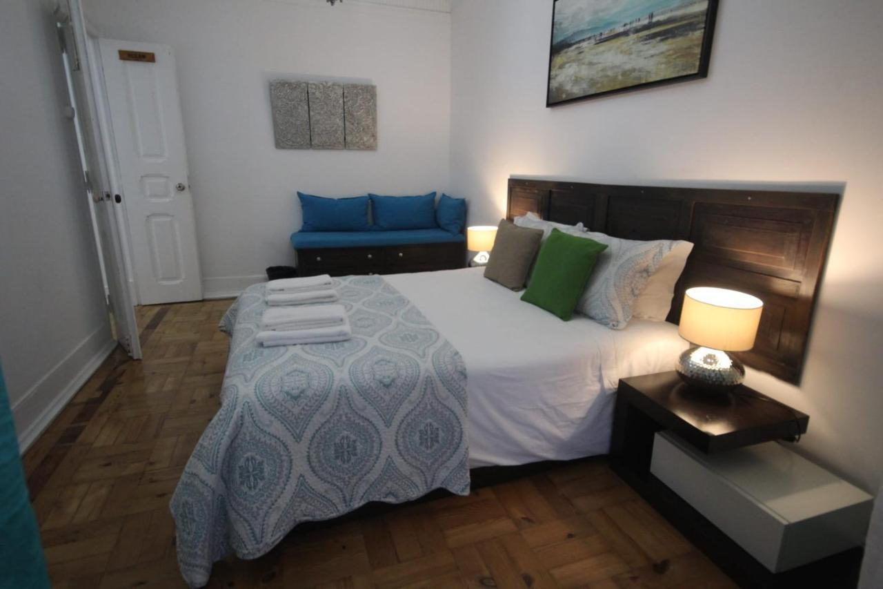 Ocean M1 R4 - Large Double Room With Shared Bathroom In City Center Lisbon Bagian luar foto